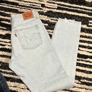 Levi’s women 501